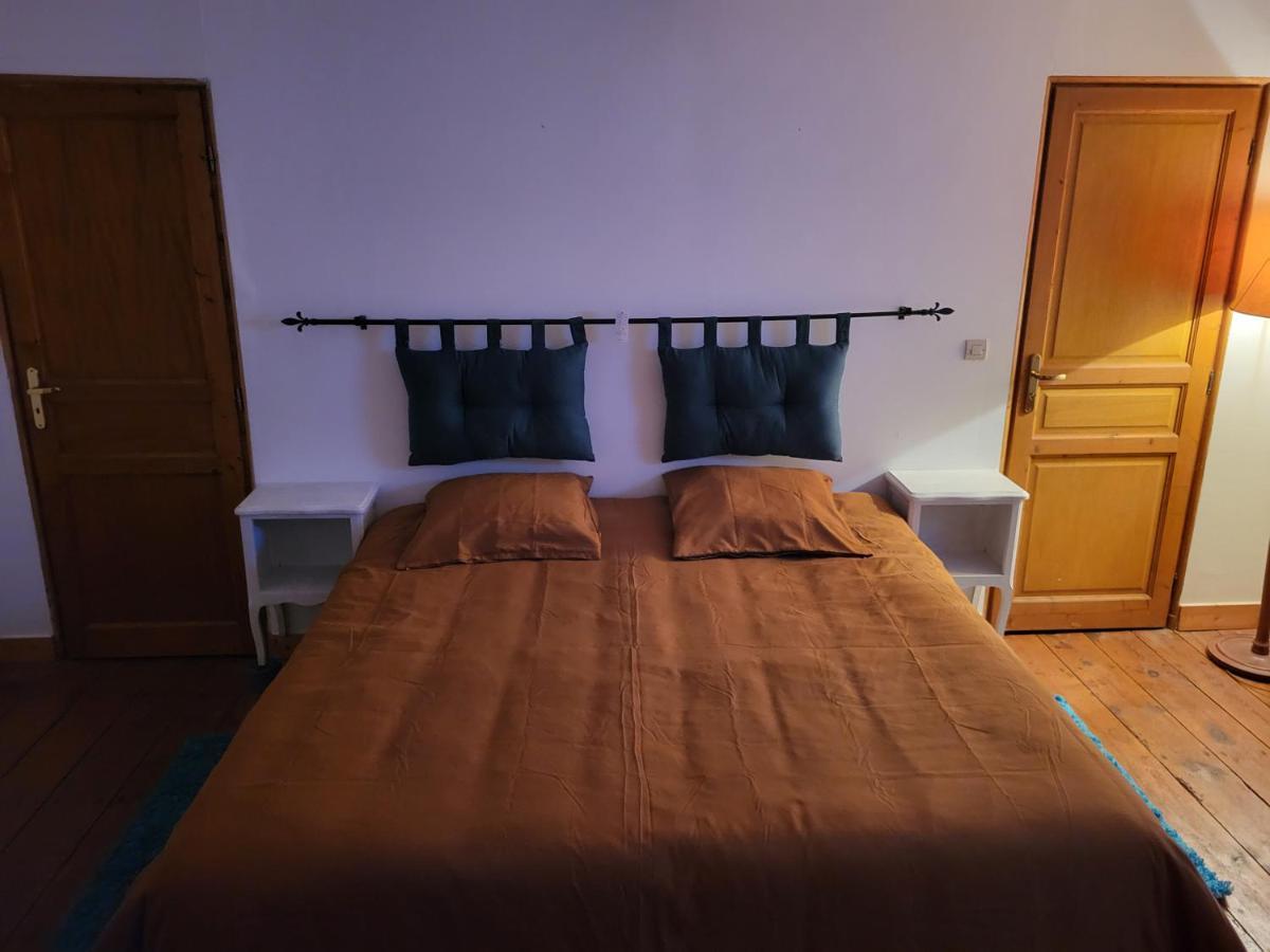 Domaine De La Sarrotte Bed & Breakfast Saugon Luaran gambar