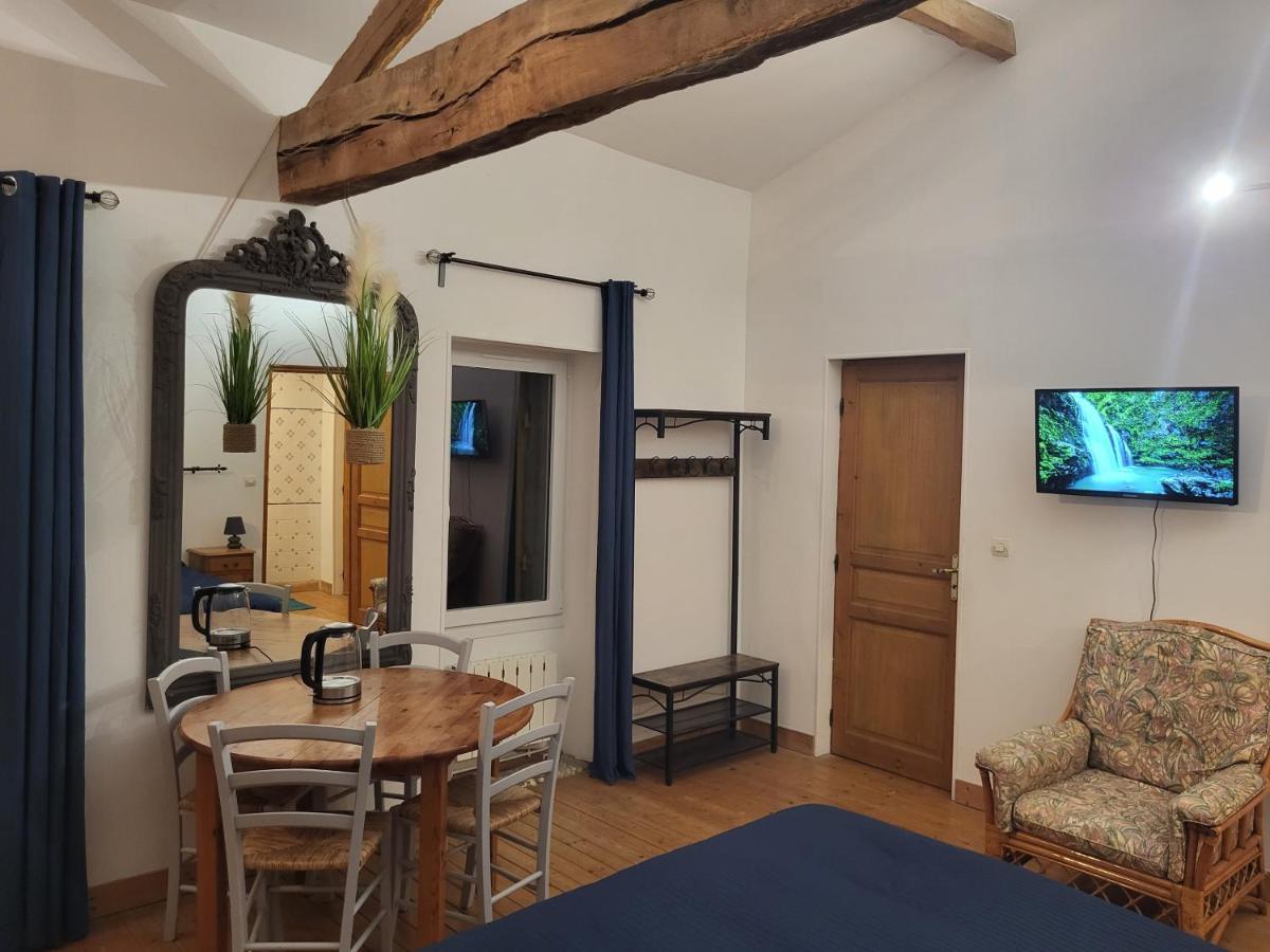 Domaine De La Sarrotte Bed & Breakfast Saugon Luaran gambar