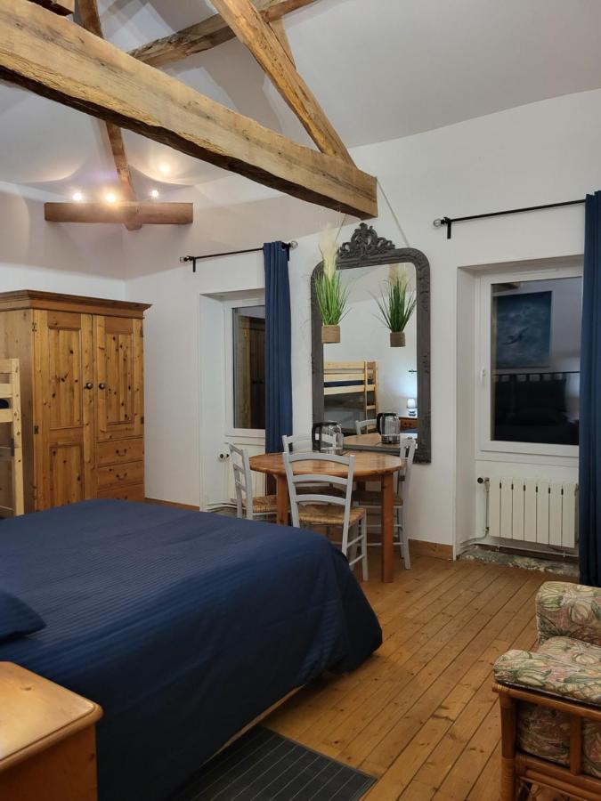 Domaine De La Sarrotte Bed & Breakfast Saugon Luaran gambar