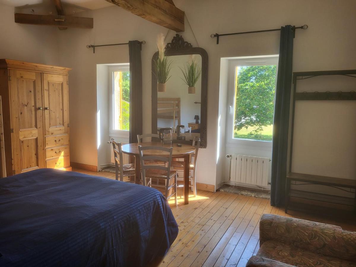 Domaine De La Sarrotte Bed & Breakfast Saugon Luaran gambar